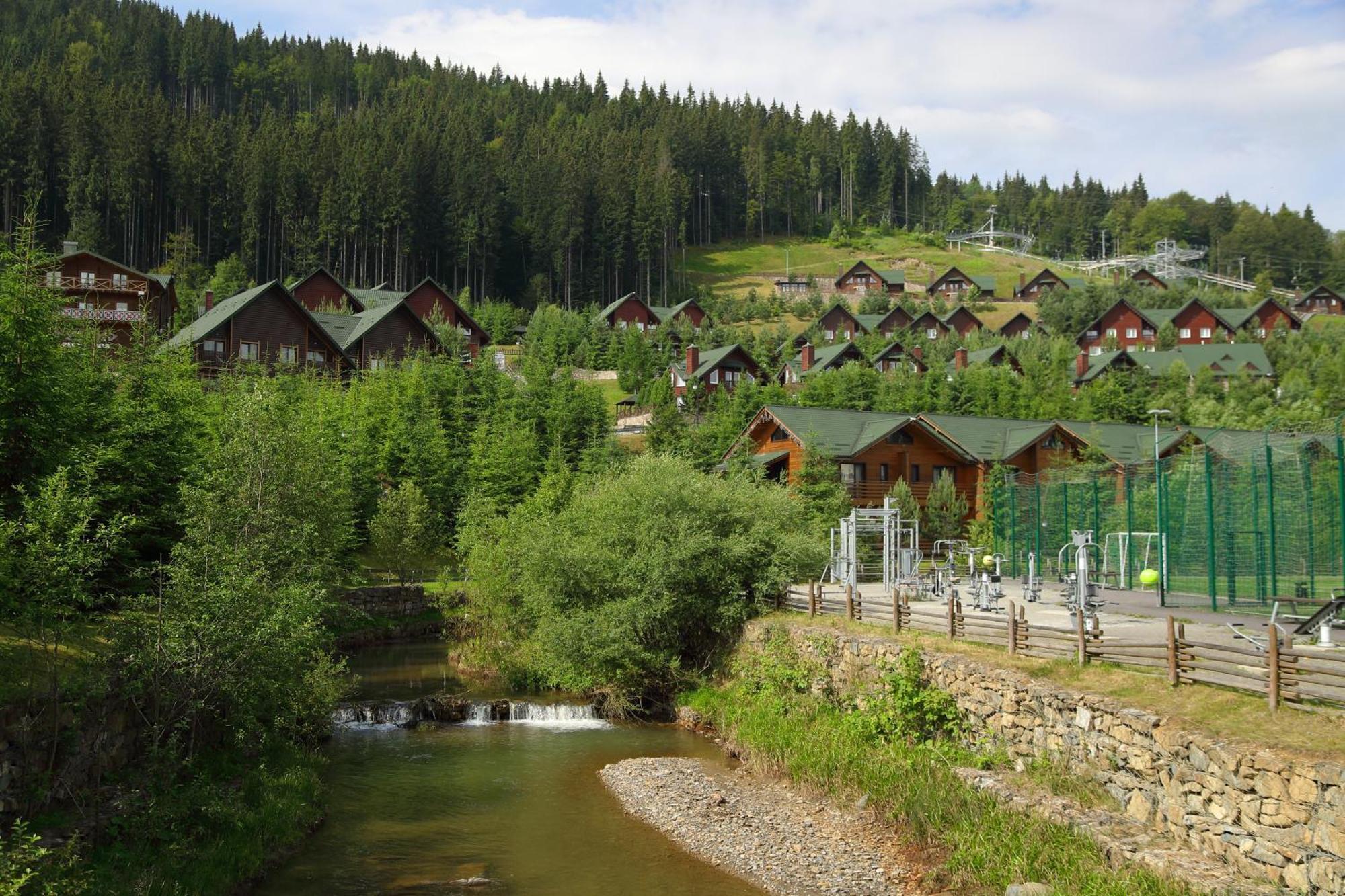 Bukovel Hotel Exterior foto